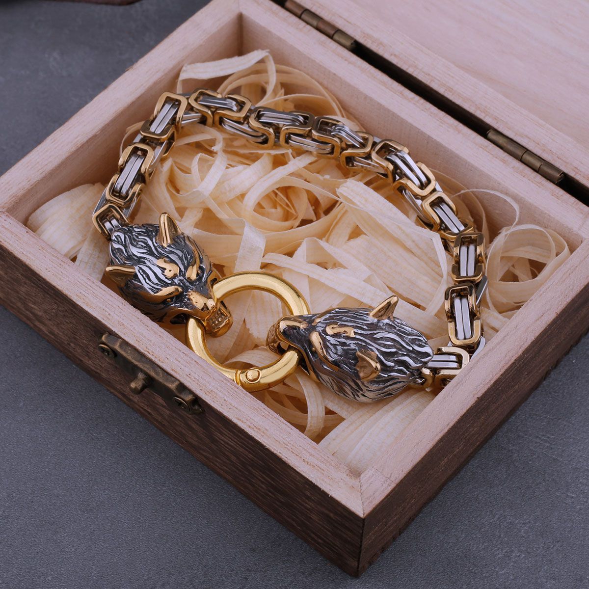 Two-Tone Viking Wolf Head Byzantine Chain Bracelet