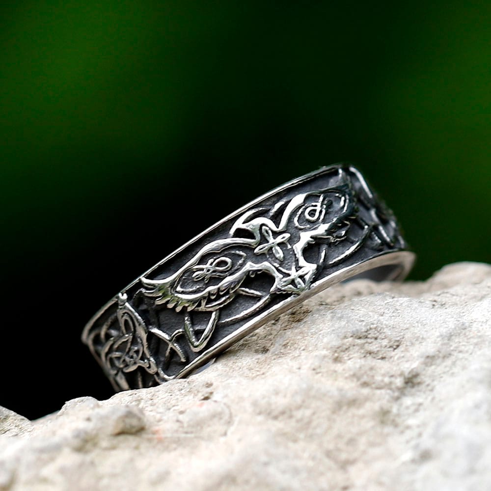 Detail of the flying eagle design on the Nordic ring, with clear depiction of the oxidized and polished contrasts